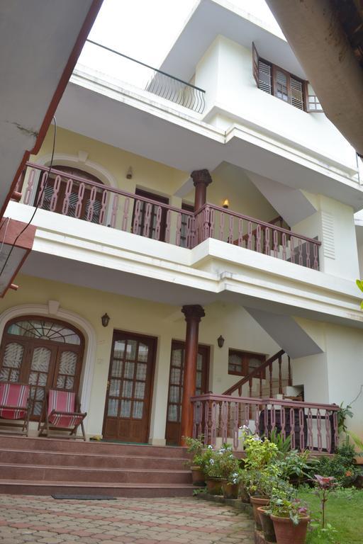 Kapithan'S Inn Kochi Exterior photo